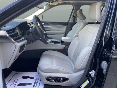 2022 Jeep Grand Cherokee Overland 4x4