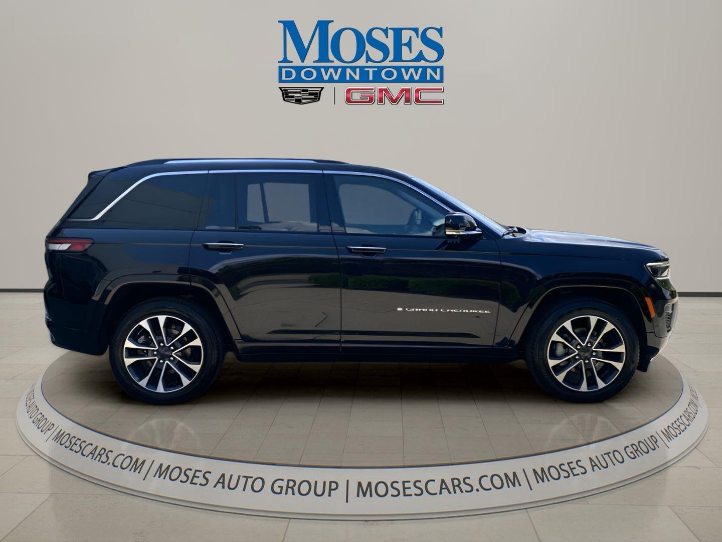 2022 Jeep Grand Cherokee Overland 4x4