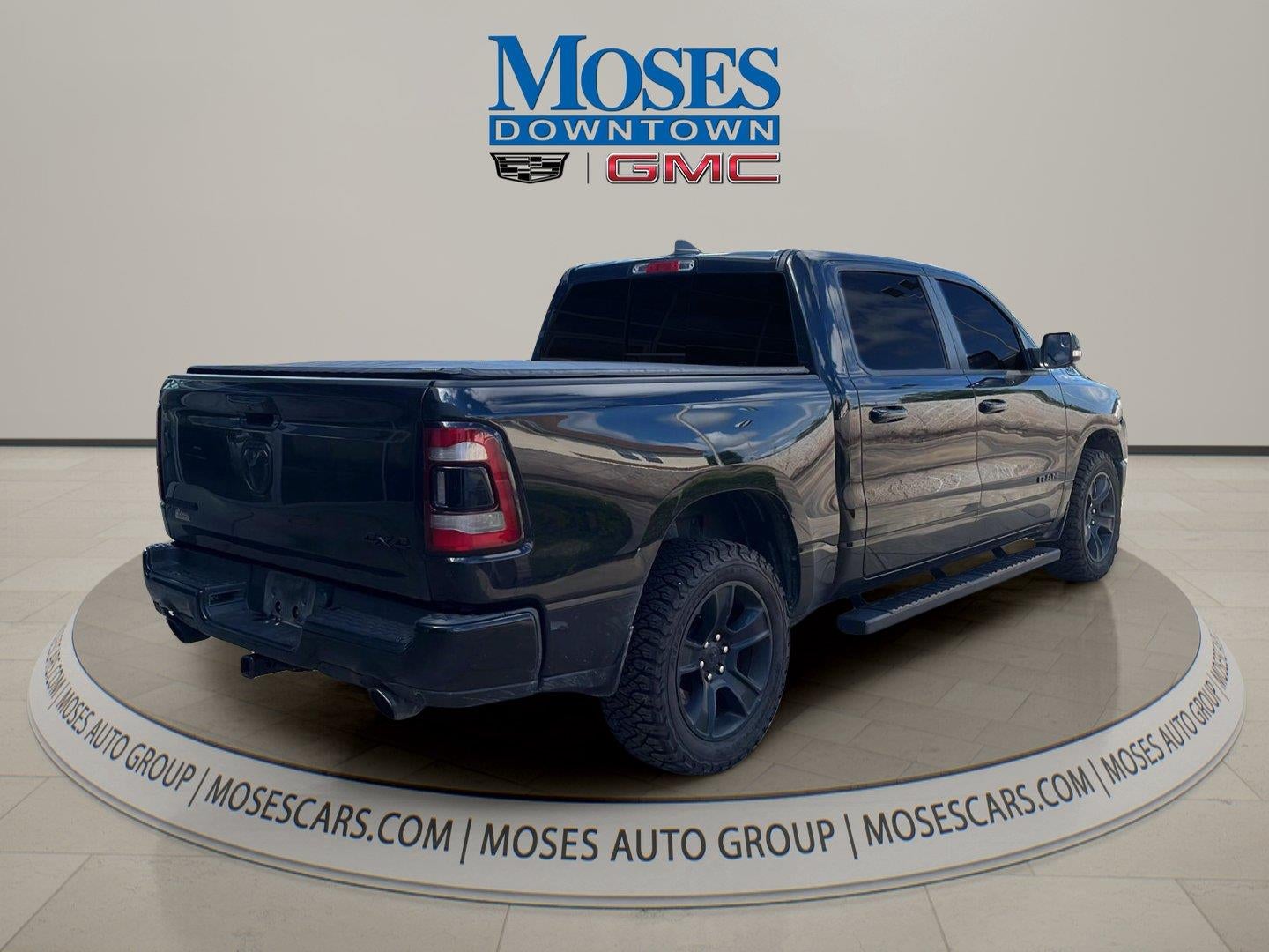 2021 RAM 1500 Big Horn Crew Cab 4x4 5'7" Box