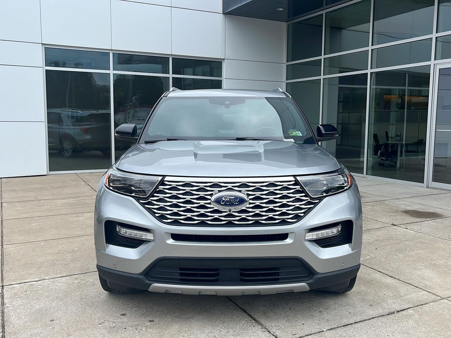 2023 Ford Explorer Platinum