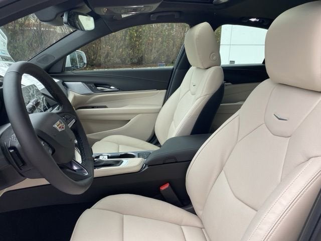 2025 Cadillac CT4 Premium Luxury