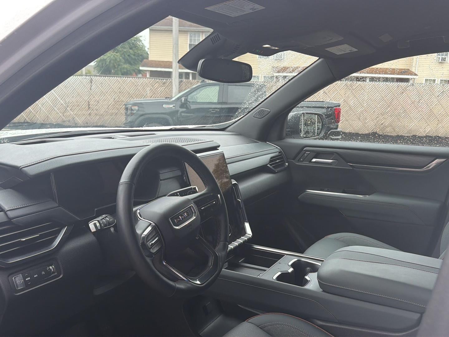 2024 GMC Acadia AT4