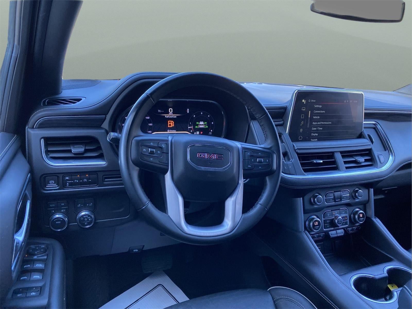 2023 GMC Yukon SLT
