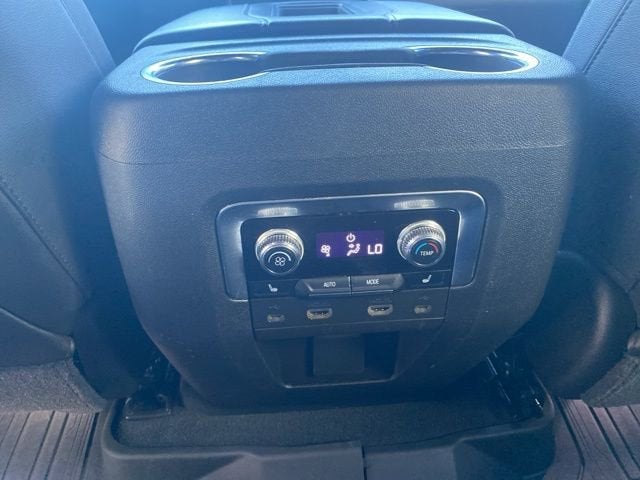 2021 GMC Yukon XL AT4