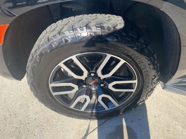 2021 GMC Yukon XL AT4