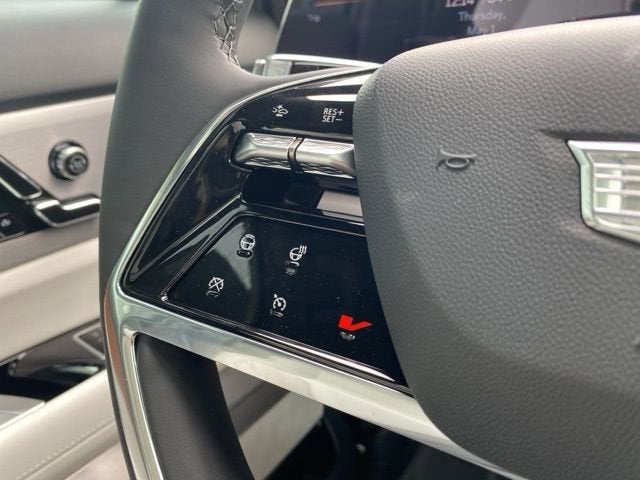 2026 Cadillac VISTIQ Luxury