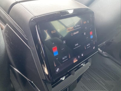 2027 Cadillac VISTIQ Sport