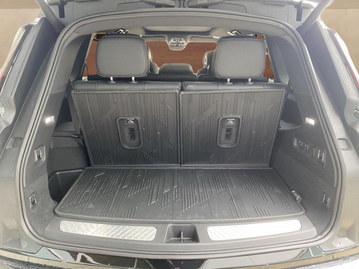 2027 Cadillac VISTIQ Sport