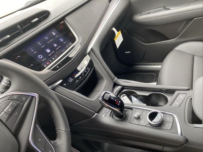 2026 Cadillac XT5 Luxury