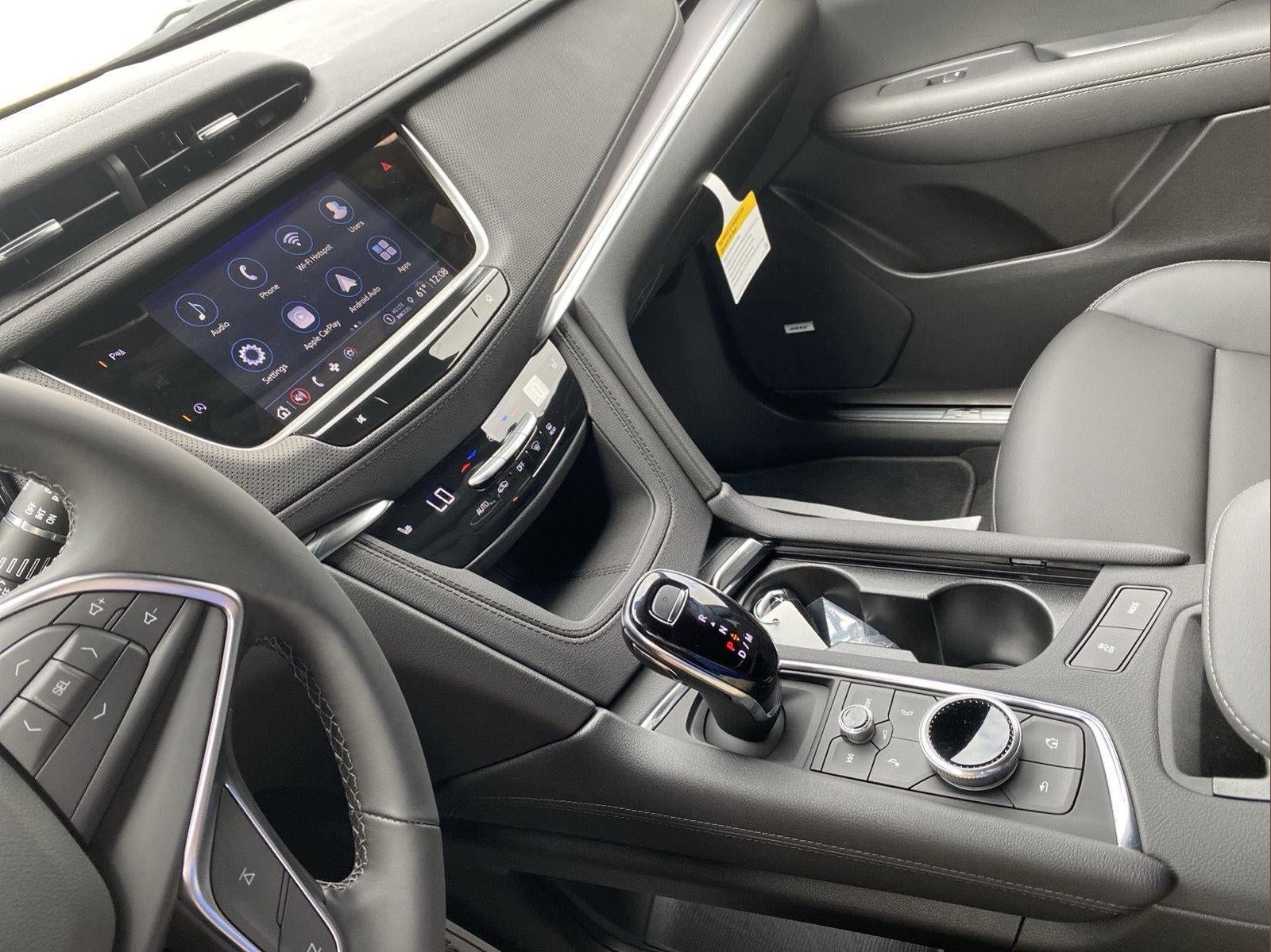 2026 Cadillac XT5 Luxury