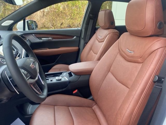 2025 Cadillac XT5 Sport