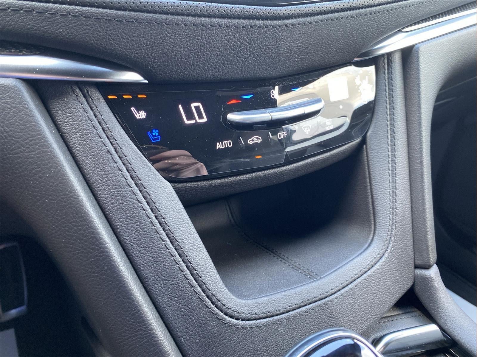 2026 Cadillac XT5 Sport