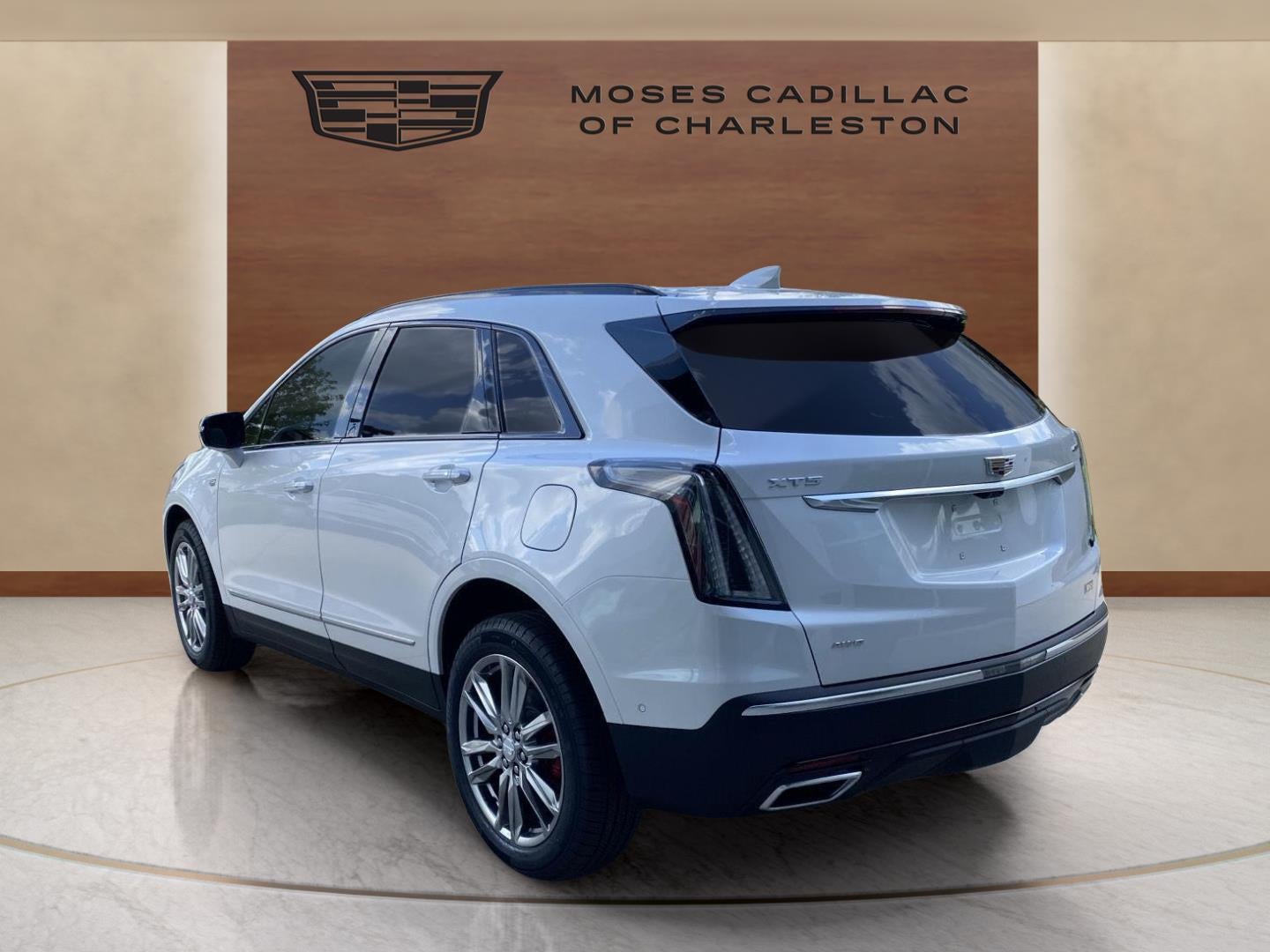 2026 Cadillac XT5 Sport