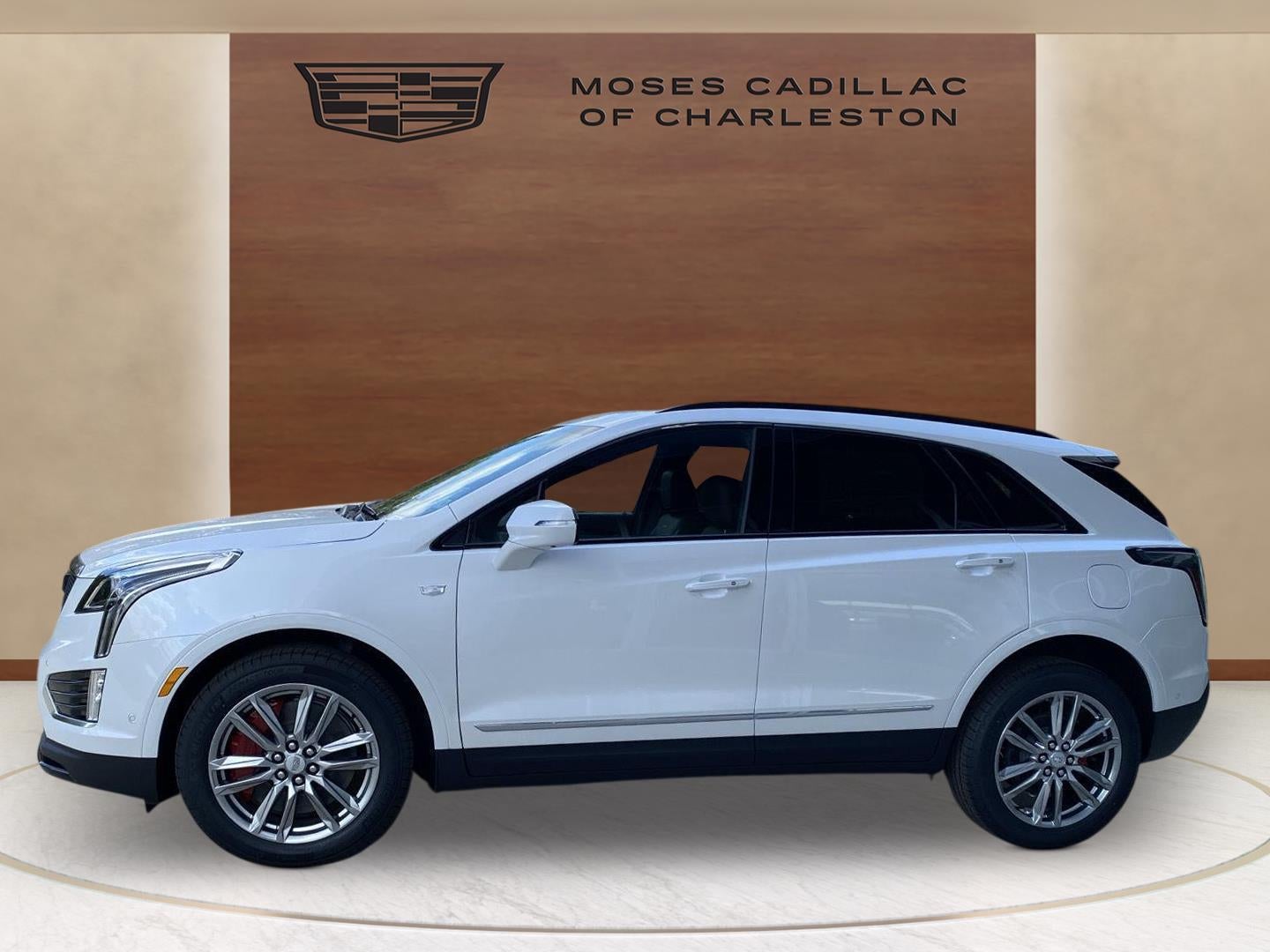2026 Cadillac XT5 Sport