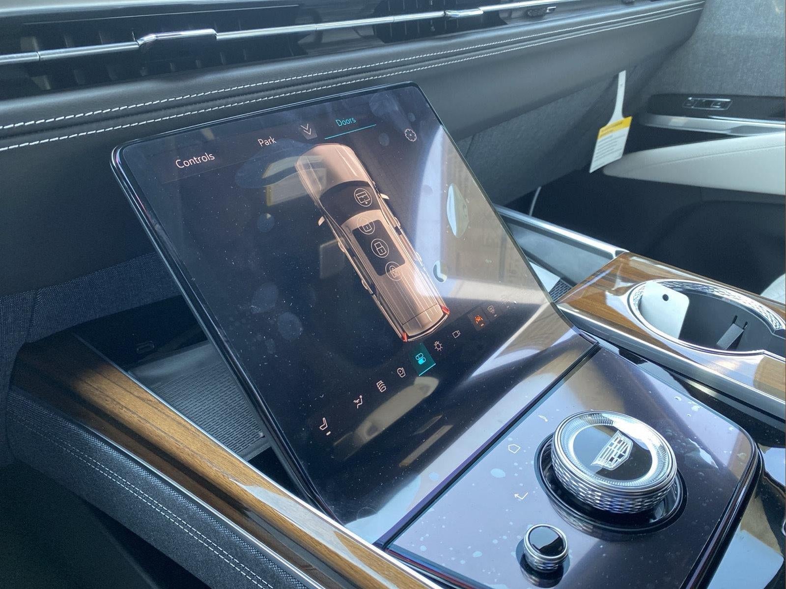 2026 Cadillac Escalade ESV Platinum Sport