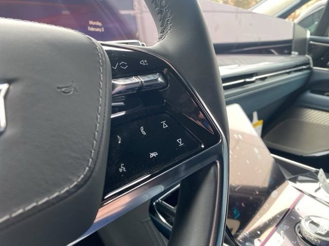 2025 Cadillac ESCALADE IQ Luxury 2