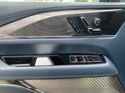 2025 Cadillac ESCALADE IQ Luxury 2