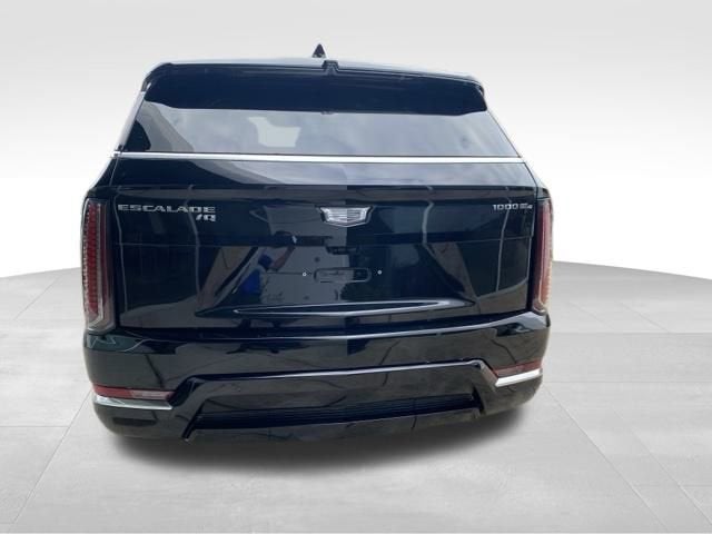 2025 Cadillac ESCALADE IQ Luxury 2