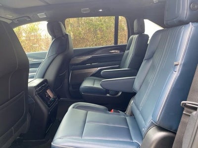 2025 Cadillac ESCALADE IQ Luxury 2