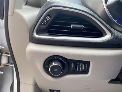 2021 Chrysler Pacifica Hybrid Touring L