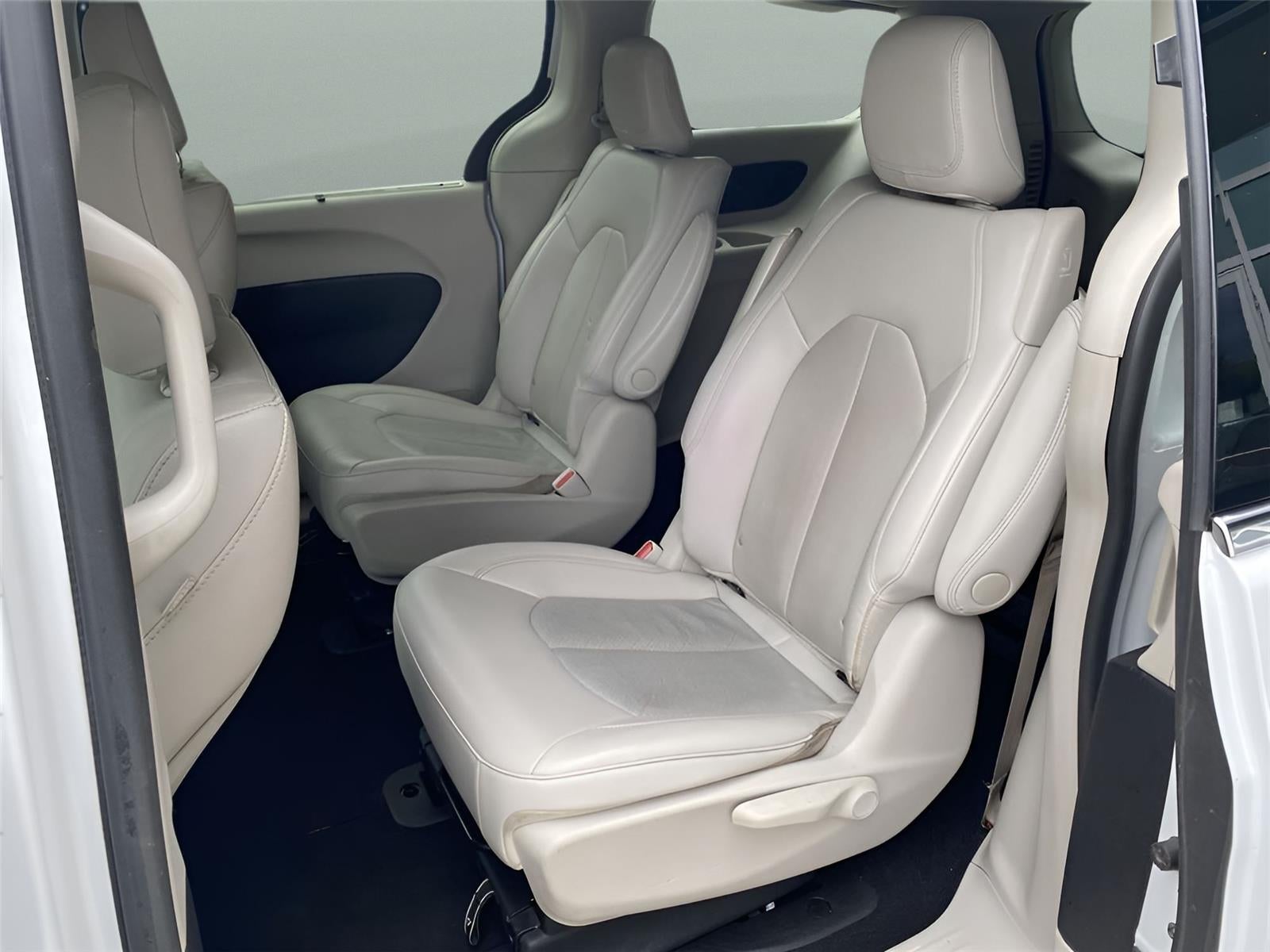 2021 Chrysler Pacifica Hybrid Touring L