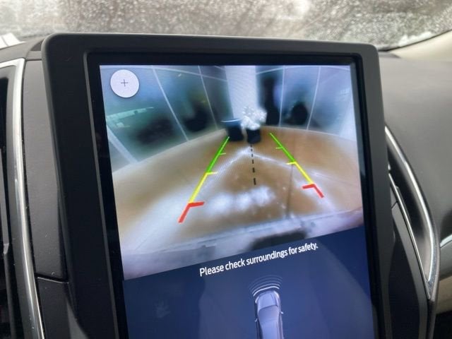 2021 Ford Edge Titanium