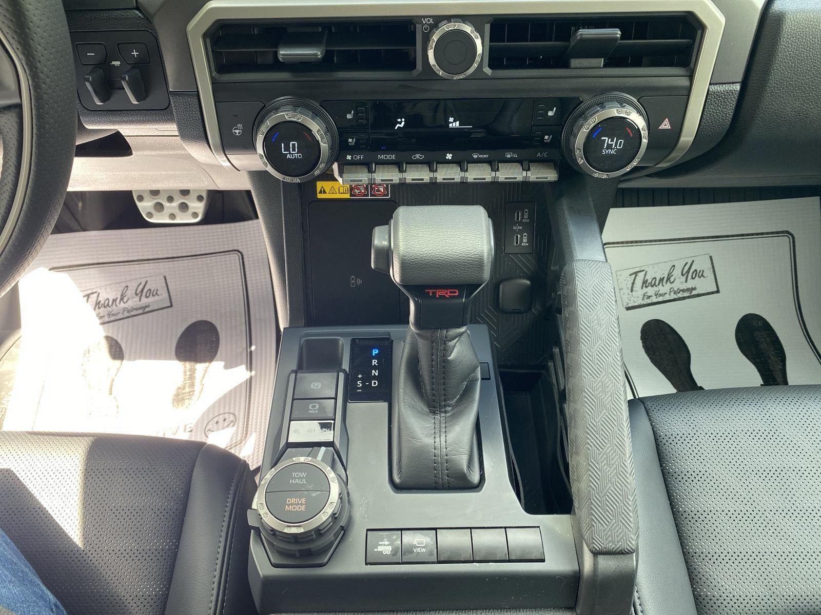2024 Toyota Tacoma 4WD SR5