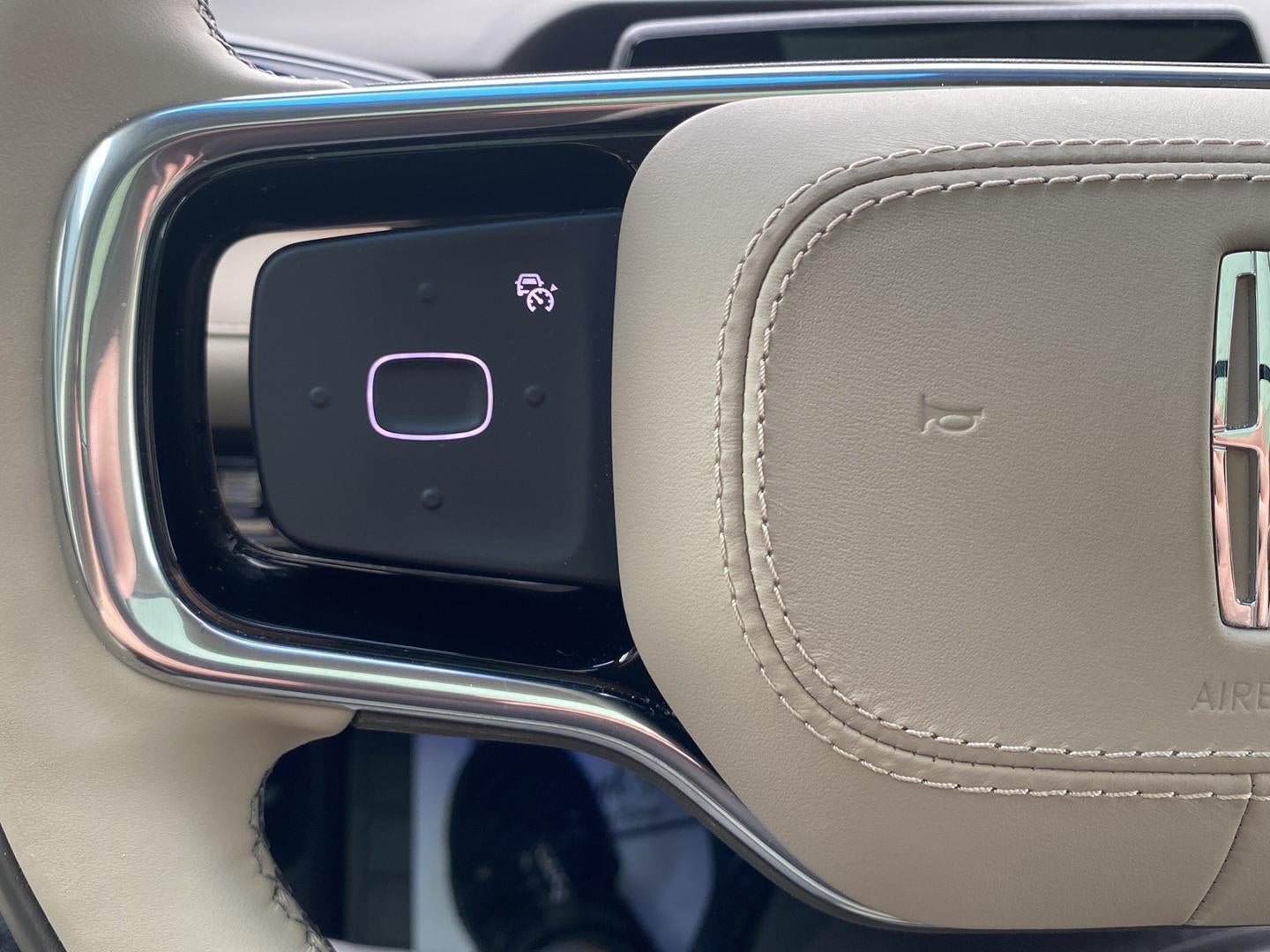 2024 Lincoln Nautilus Reserve