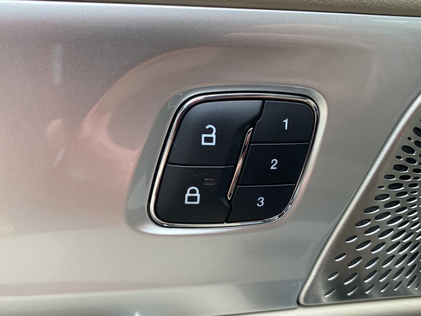 2024 Lincoln Nautilus Reserve