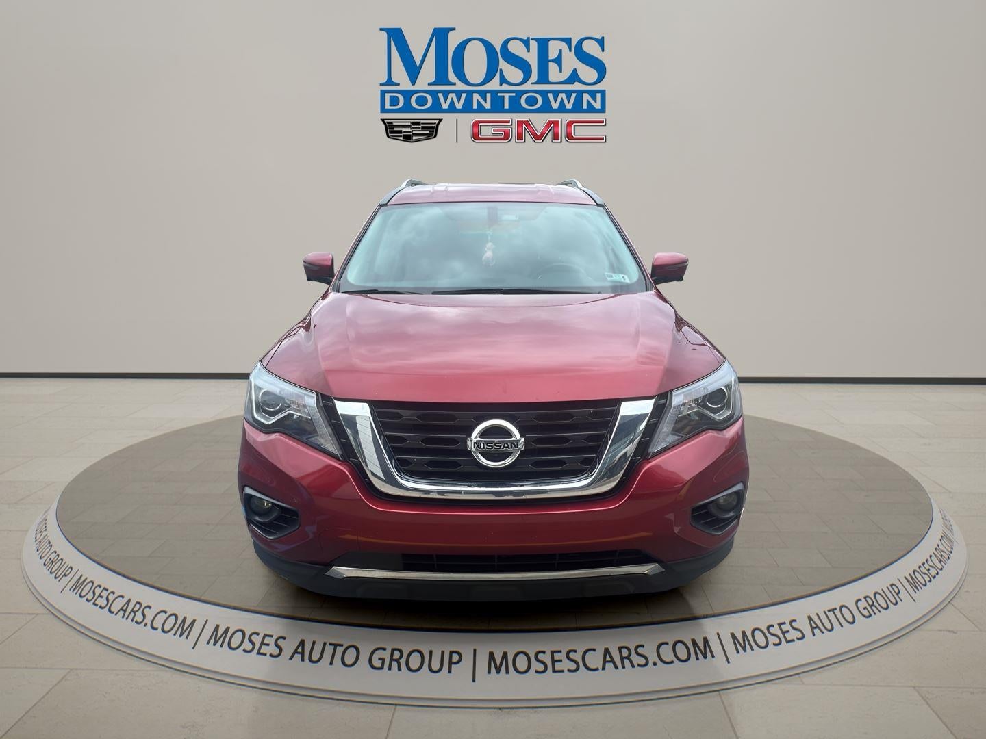 2017 Nissan Pathfinder SL