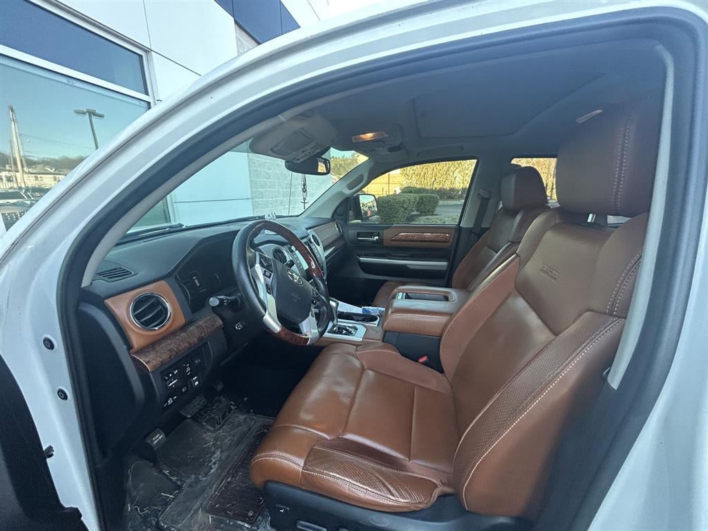 2018 Toyota Tundra 4WD SR5