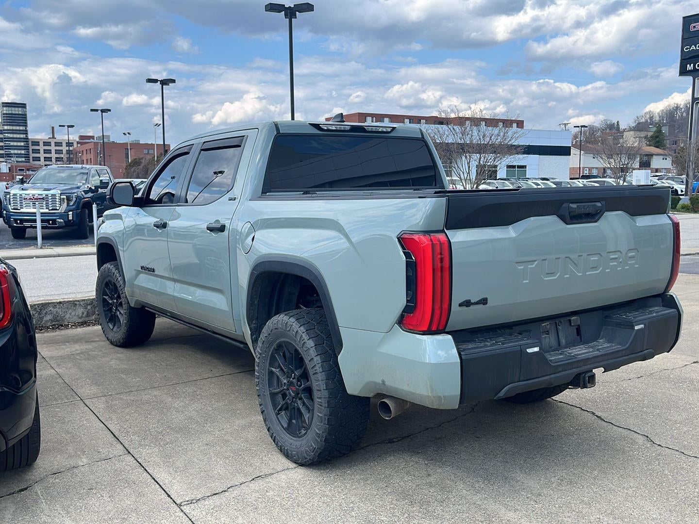 2024 Toyota Tundra 4WD SR5